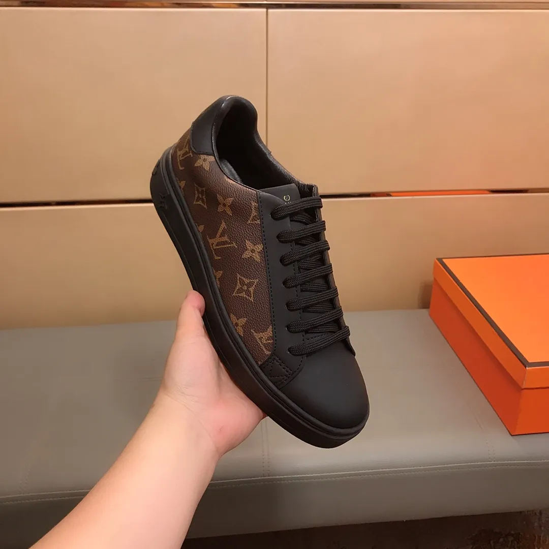 Factory price 380 💎💎👟 (LV Louis Vuitton) New men's casual shoes [proud] hot style, imported special embossed fabric, comfortable pigskin lining, wear-resistant rubber outsole, if you are still worried about wearing matching shoes, then this shoe is your best choice! Code number: 38-44